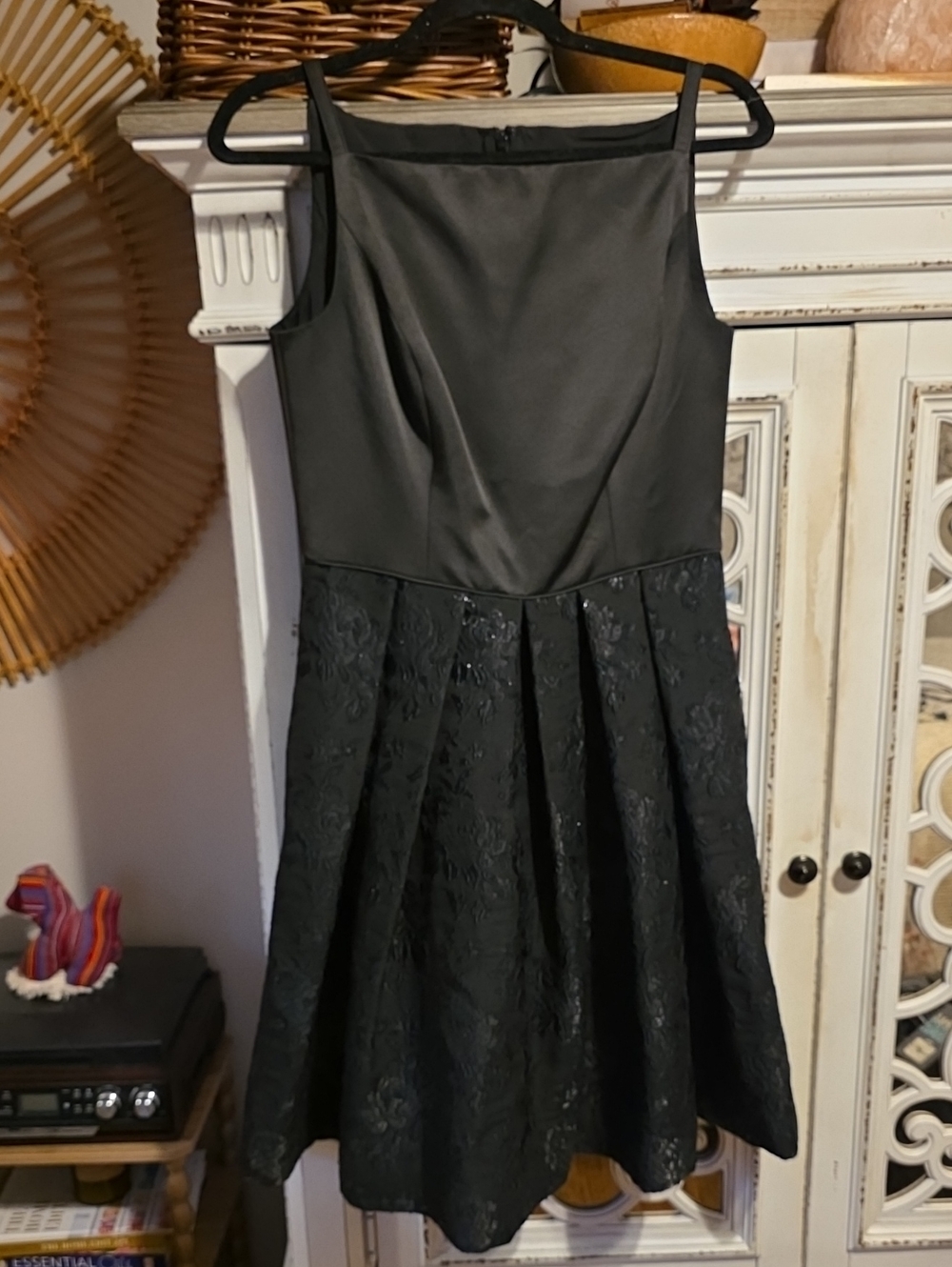 Gal Meets Glam Black Dress